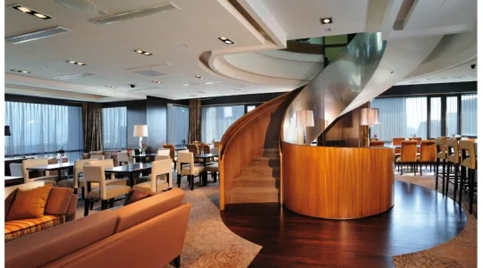 スカイラウンジ